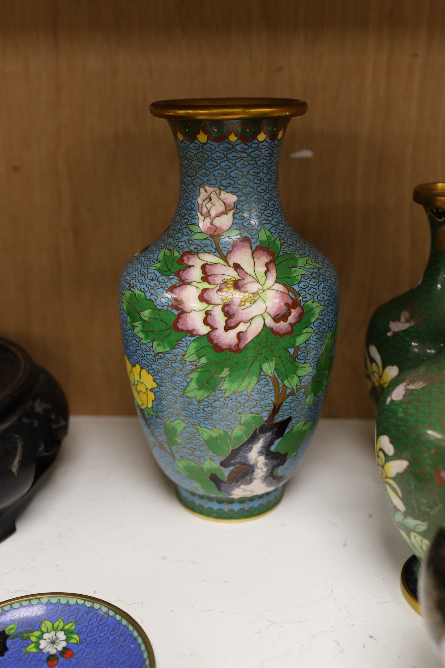 Six Chinese cloisonné enamel vases, one hardwood stand and a hardstone group, tallest 23cm